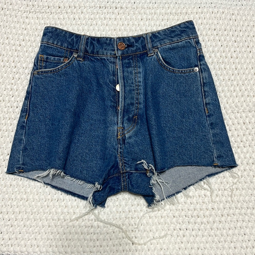 H&M Denim Cut-off shorts